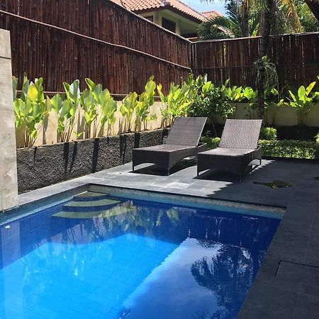 Kuta Holiday Villas Exterior photo