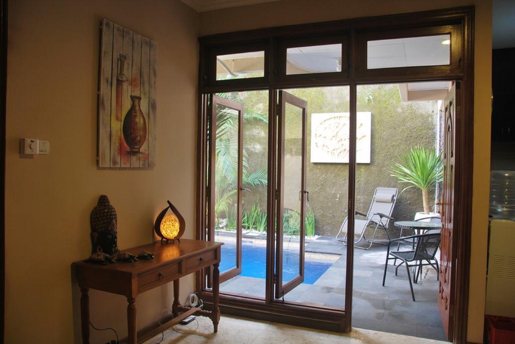Kuta Holiday Villas Exterior photo